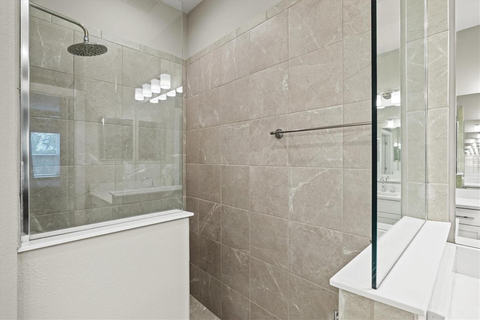 Image 30 of 65 For 2918 Butterfly Jasmine Trail