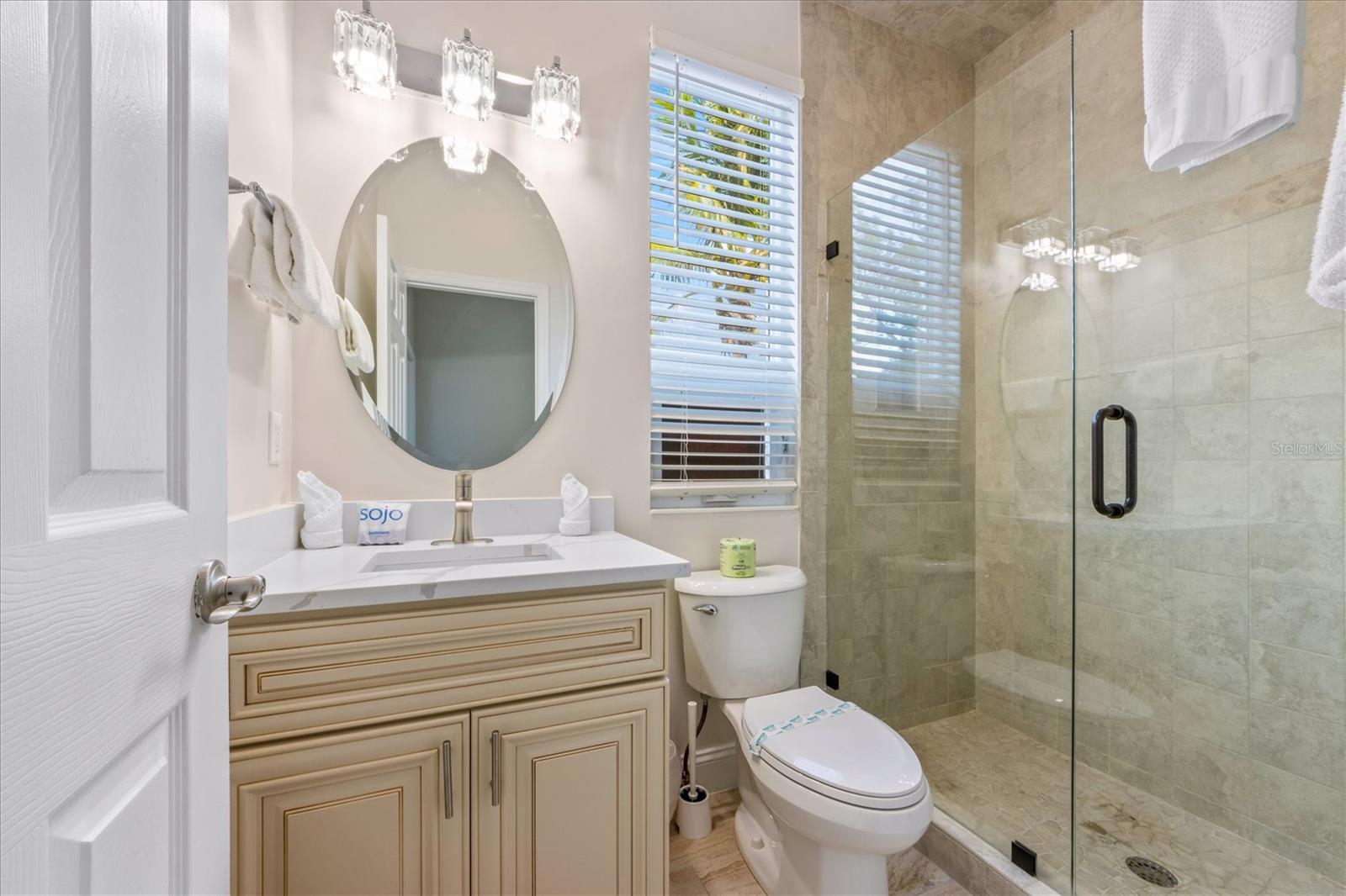 Image 23 of 39 For 3708 Gulf Drive 1