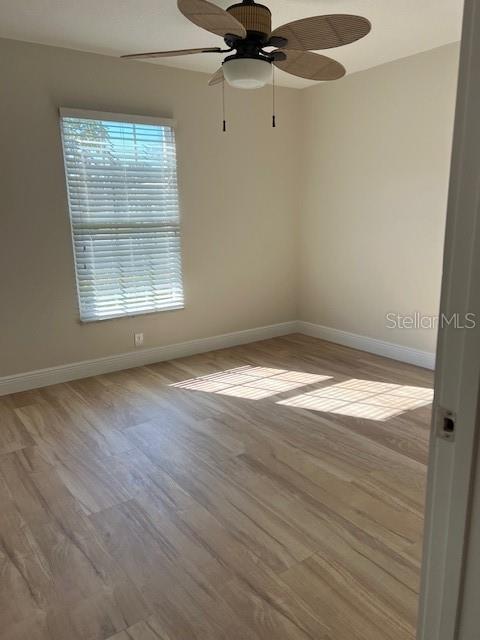 Image 7 of 14 For 9821 Hernando Court 31-a