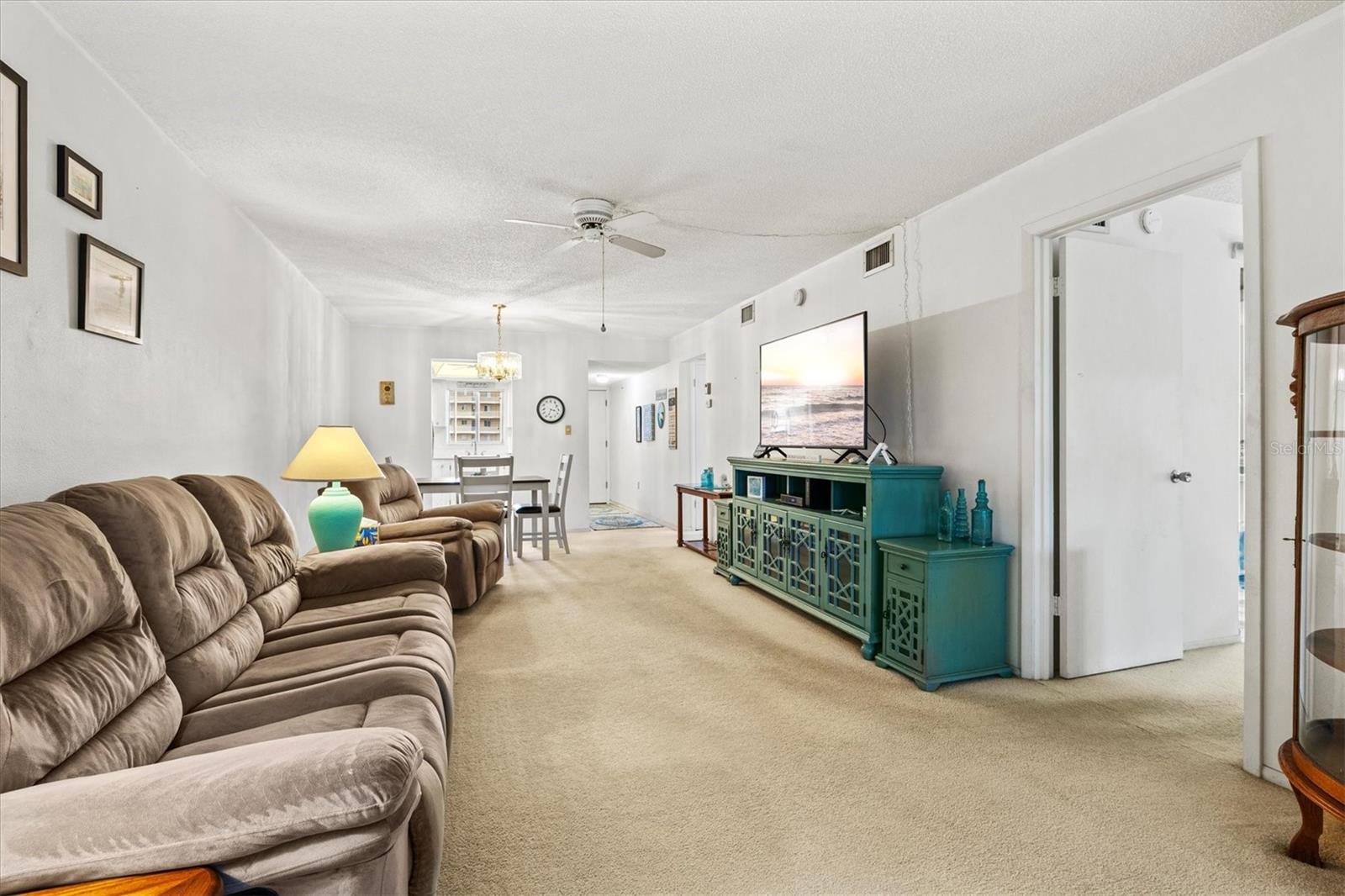 Image 14 of 42 For 3564 Lake Bayshore Drive 203