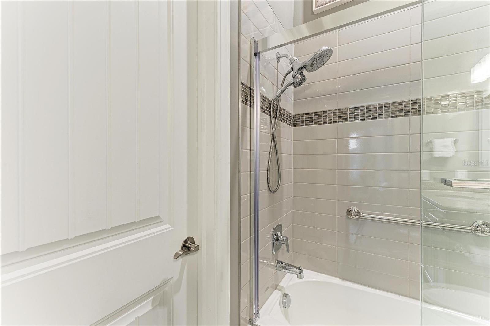 Image 46 of 85 For 17631 Colebrook Circle