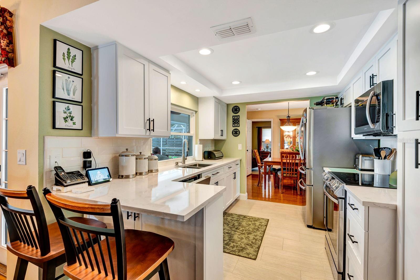 Image 17 of 44 For 5302 19th Avenue W