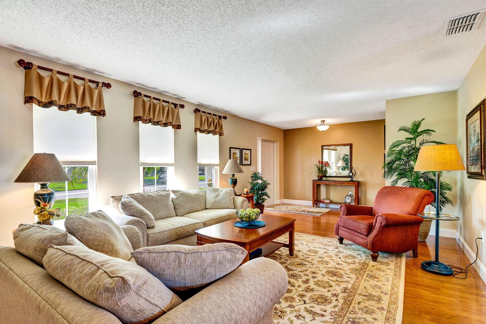 Image 4 of 44 For 5302 19th Avenue W