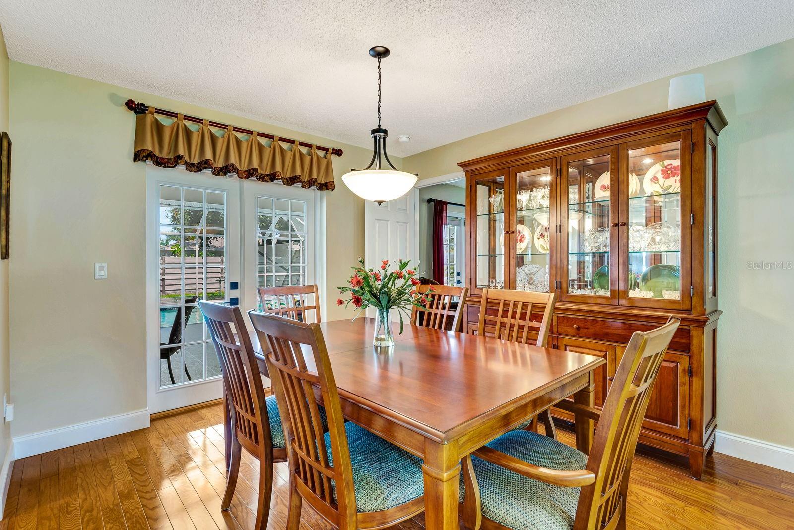 Image 5 of 44 For 5302 19th Avenue W