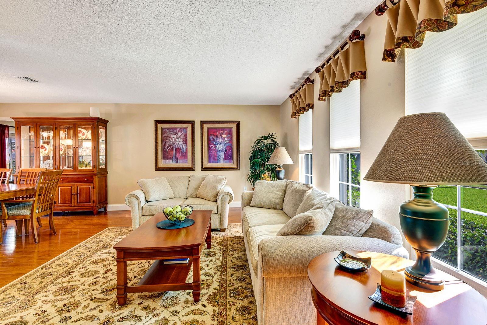 Image 7 of 44 For 5302 19th Avenue W