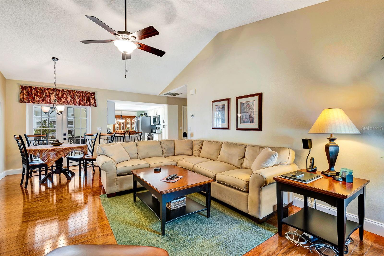 Image 9 of 44 For 5302 19th Avenue W