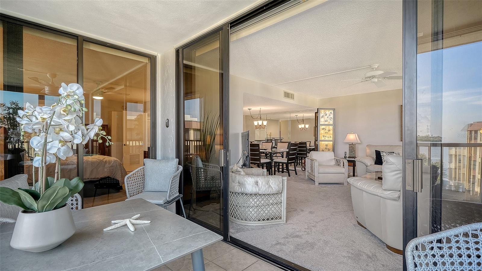 Image 13 of 98 For 8779 Midnight Pass Road 502h