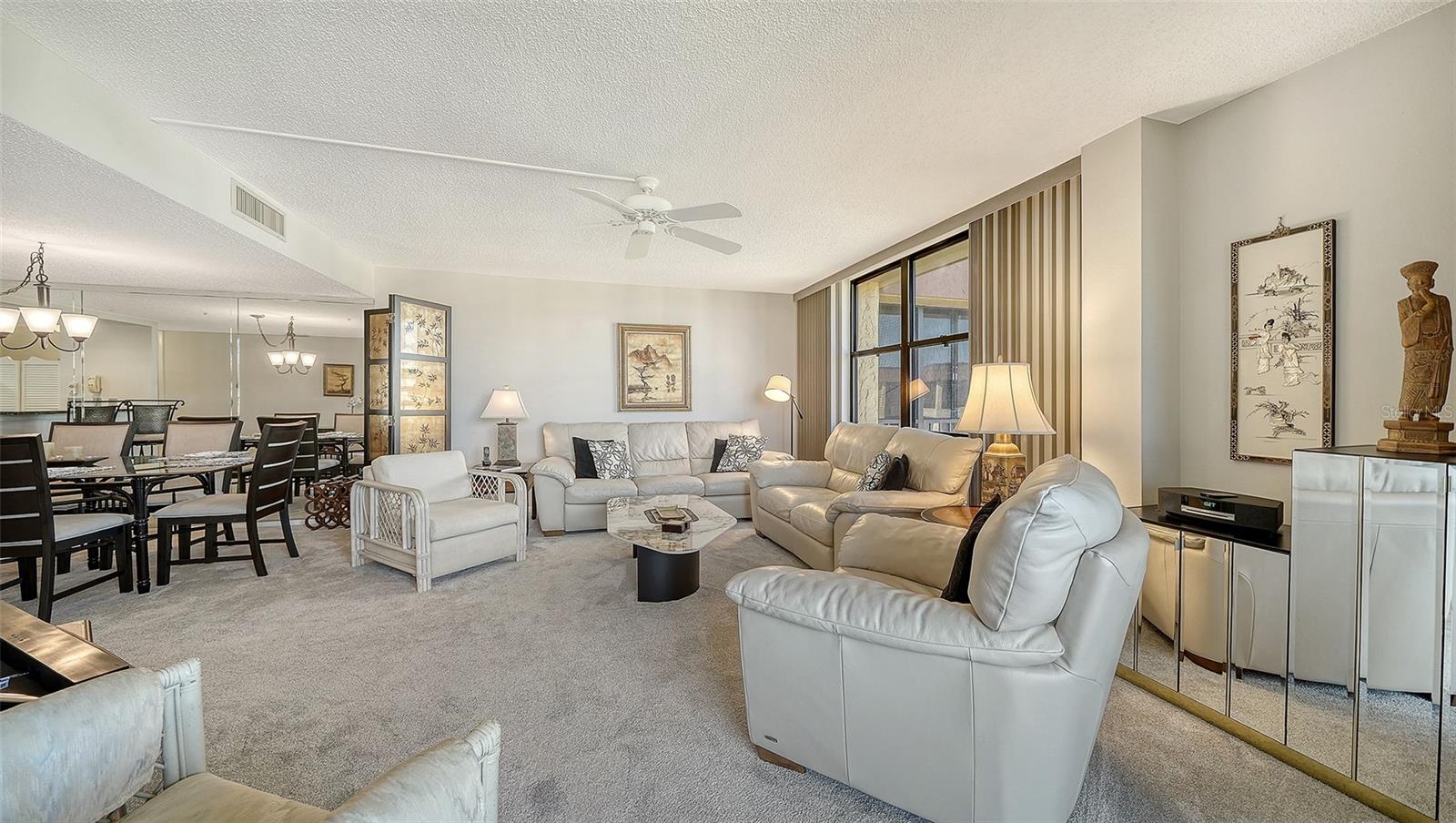 Image 15 of 98 For 8779 Midnight Pass Road 502h