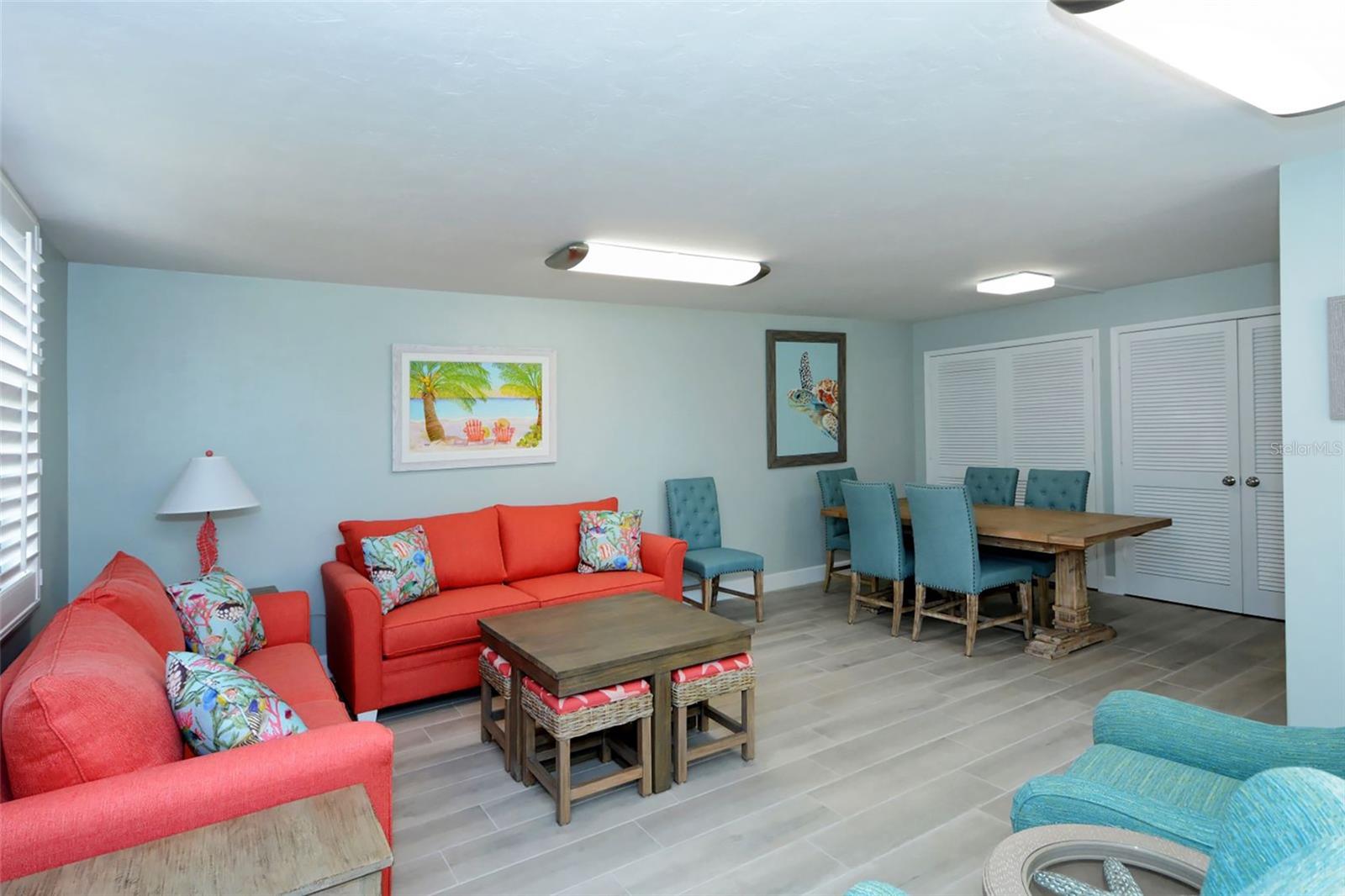 Image 43 of 98 For 8779 Midnight Pass Road 502h