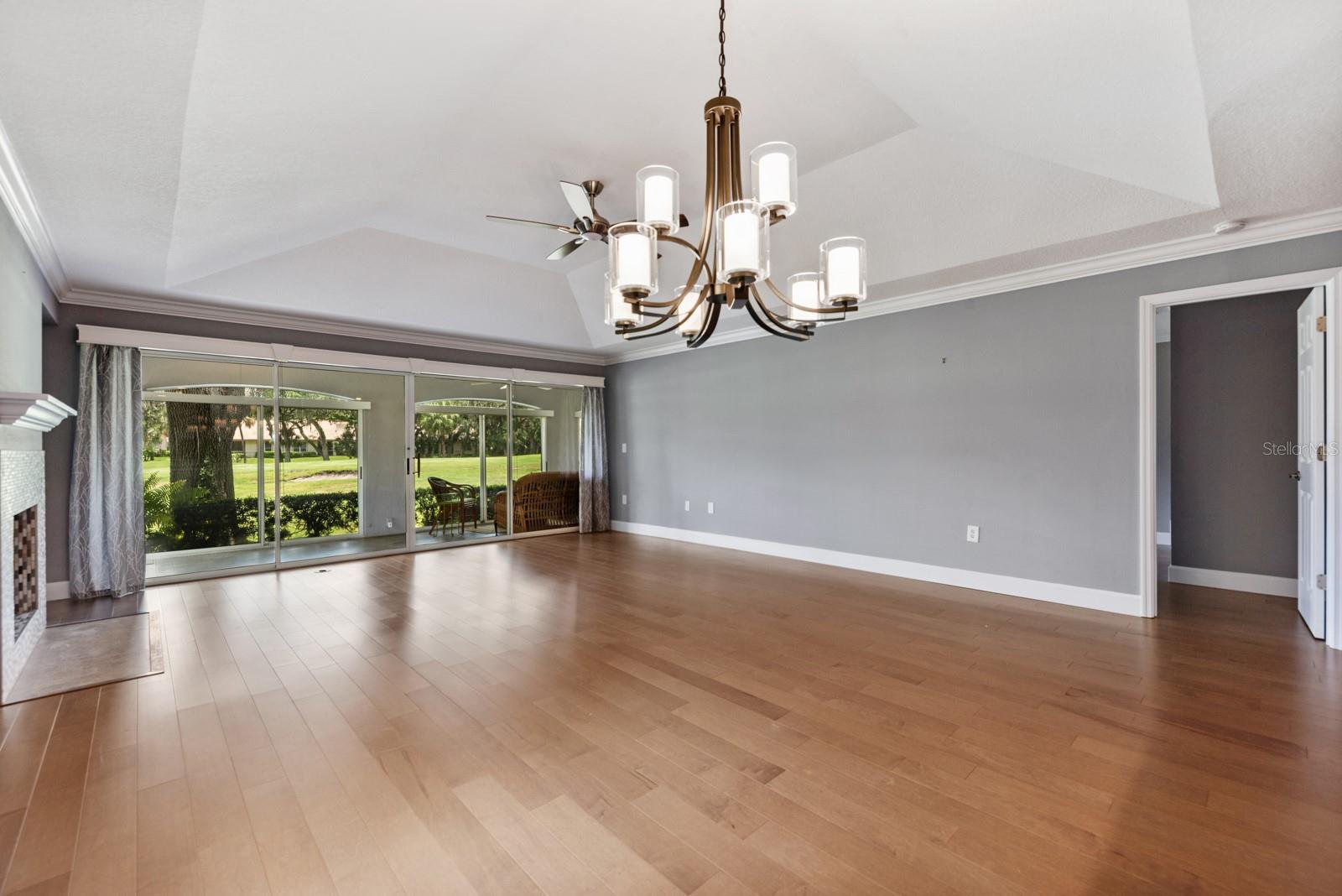 Image 19 of 54 For 4459 Oakley Greene 62