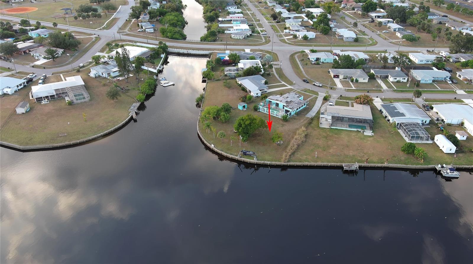 Image 19 of 25 For 6067 Merril Street