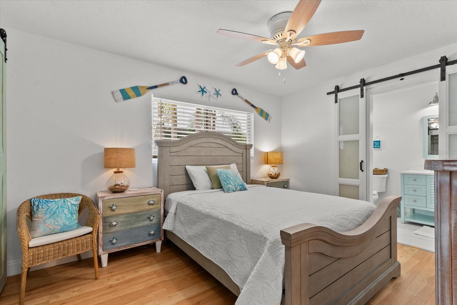 Image 21 of 43 For 316 30th Street W