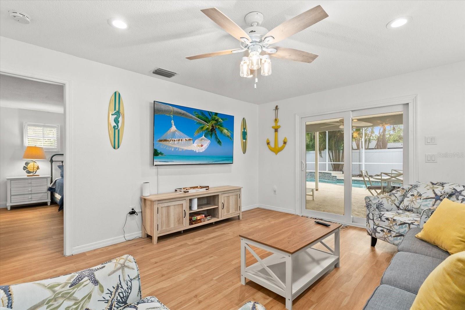 Image 31 of 43 For 316 30th Street W