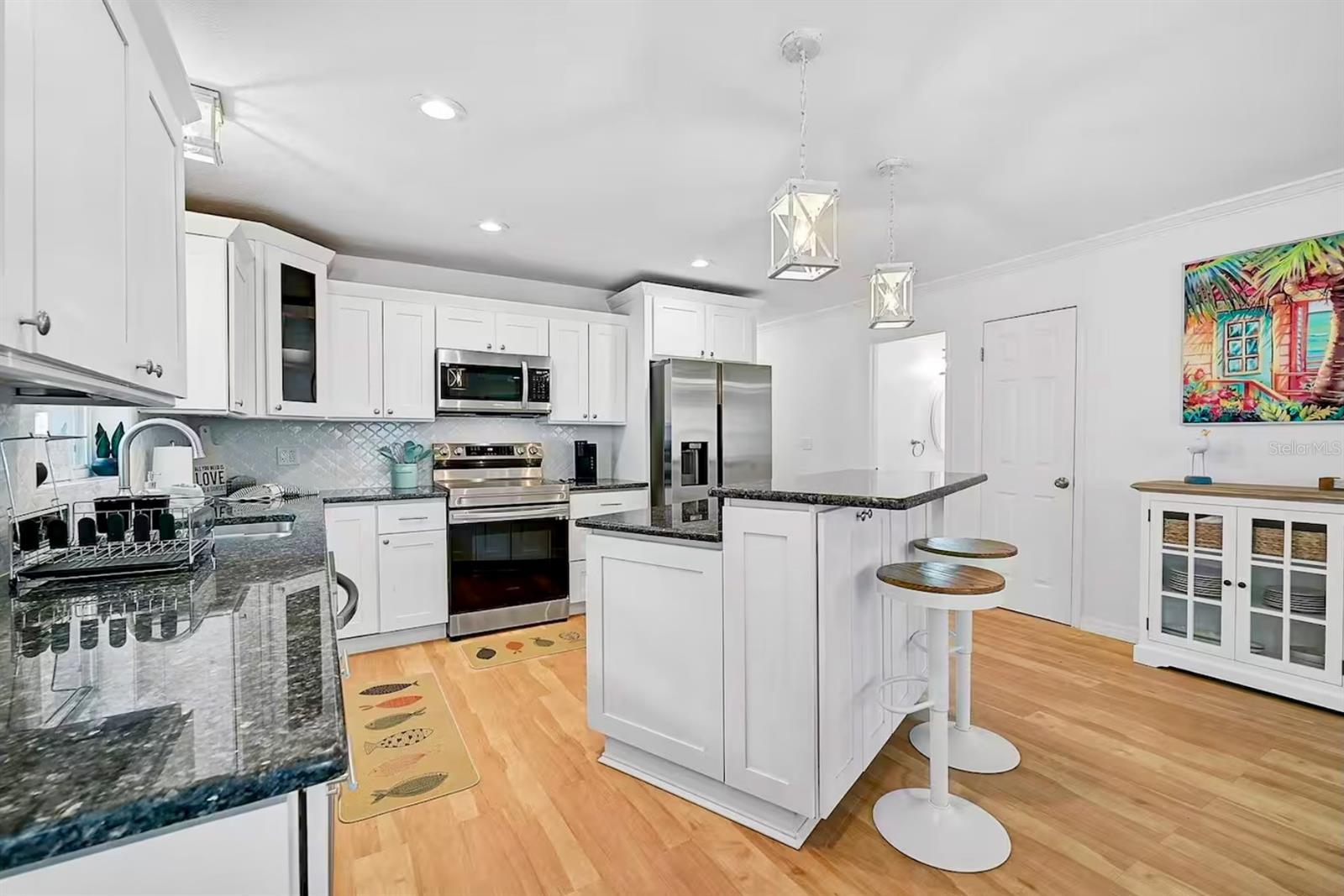 Image 9 of 43 For 316 30th Street W