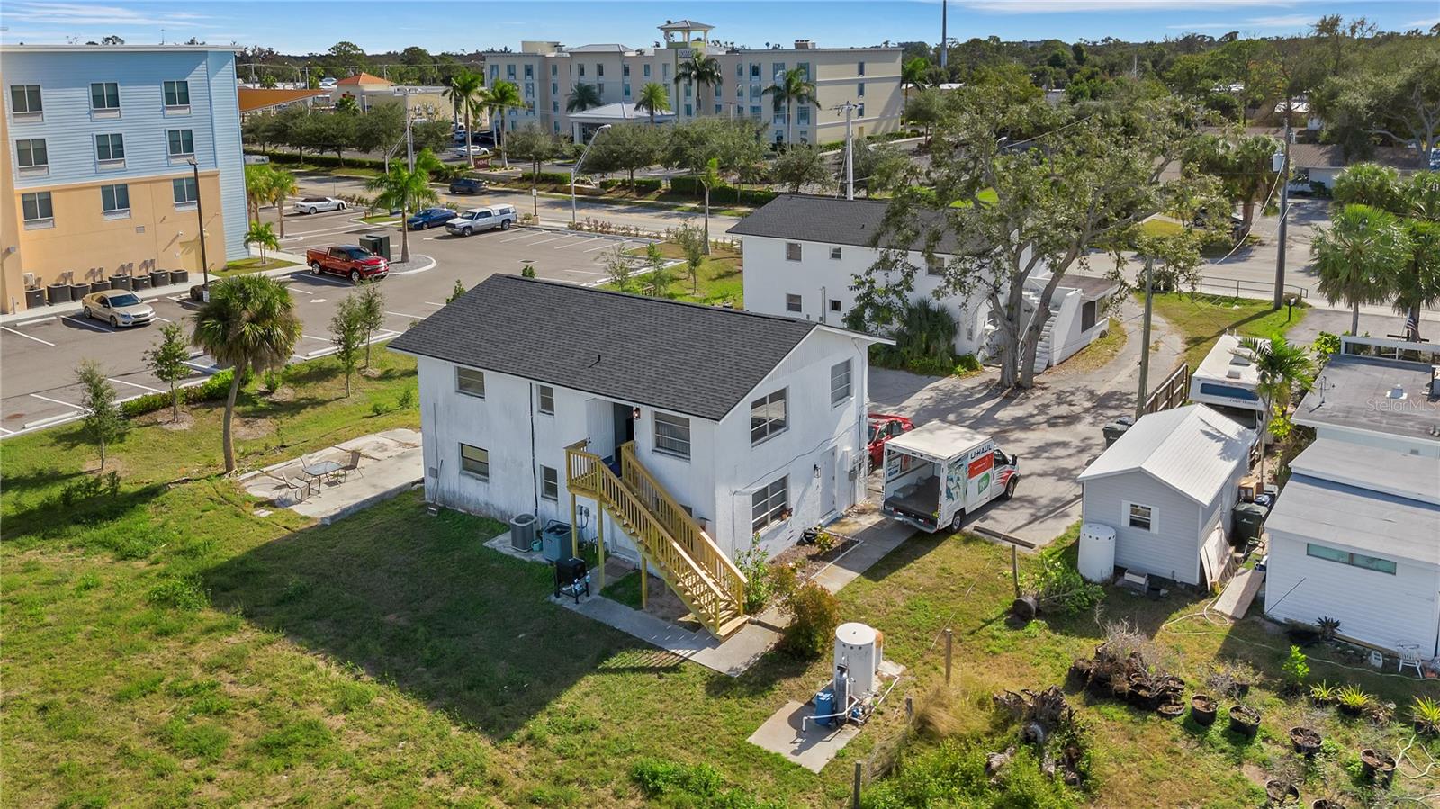 Image 2 of 48 For 210 Albee Road W