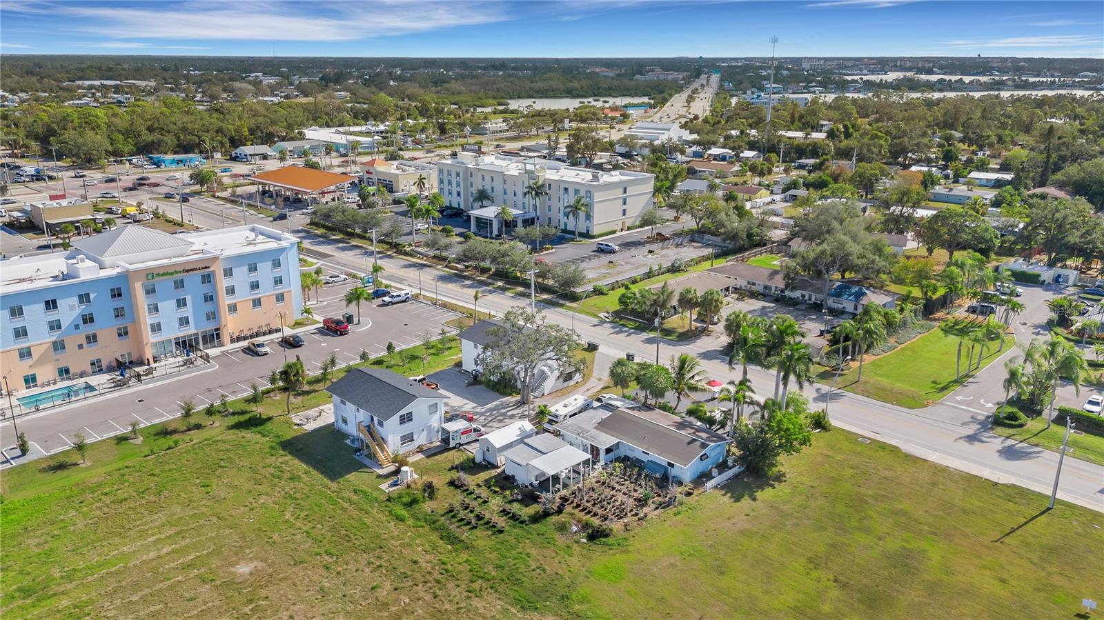 Image 48 of 48 For 210 Albee Road W