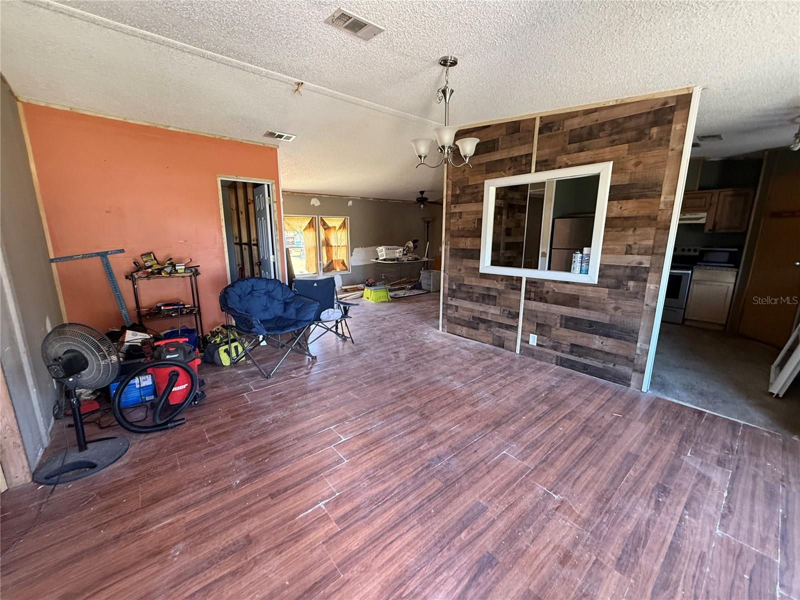 Image 5 of 14 For 2278 Genes Little Acres Avenue