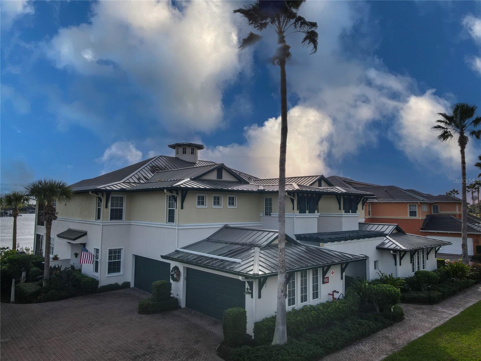 Image 4 of 59 For 1151 Riverscape Street