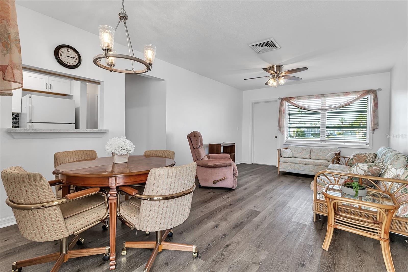 Image 3 of 15 For 2305 Bayshore Gardens Parkway