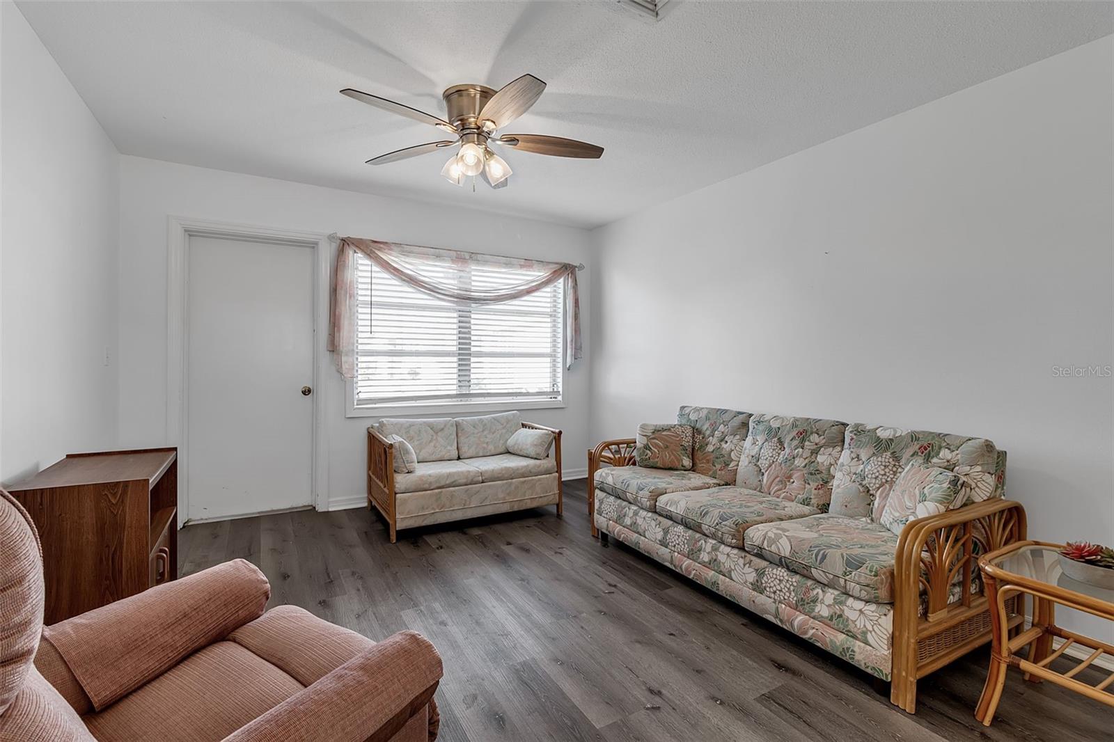 Image 4 of 15 For 2305 Bayshore Gardens Parkway