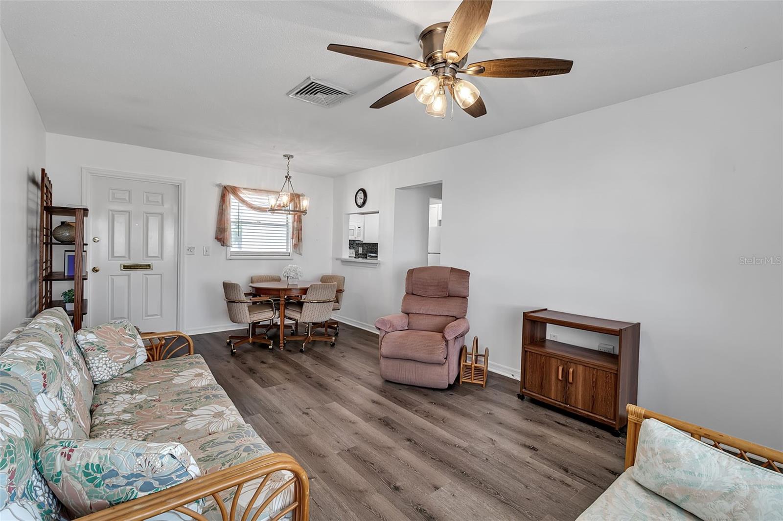 Image 5 of 15 For 2305 Bayshore Gardens Parkway