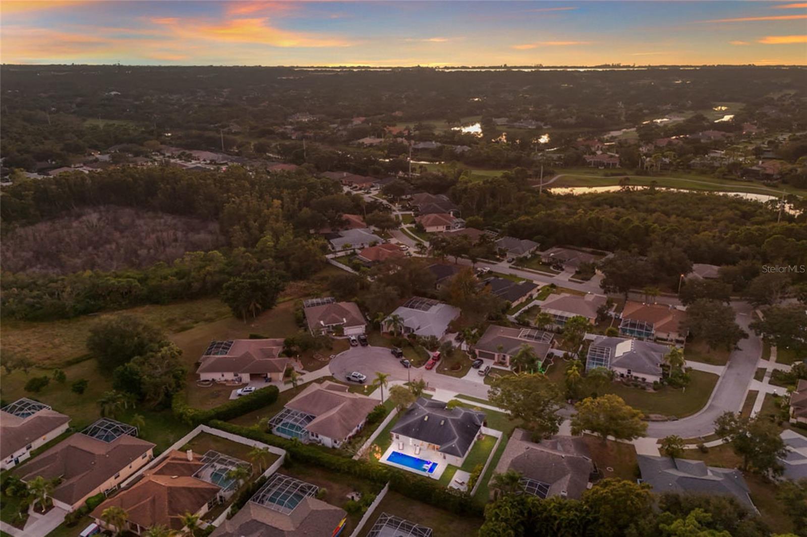 Image 47 of 48 For 597 Oak River Court