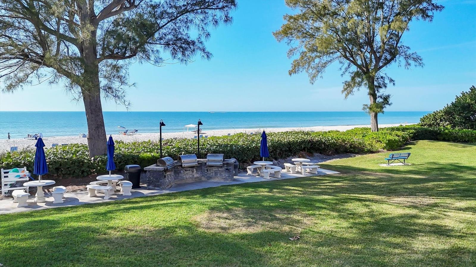 Image 37 of 52 For 4725 Gulf Of Mexico Drive 314