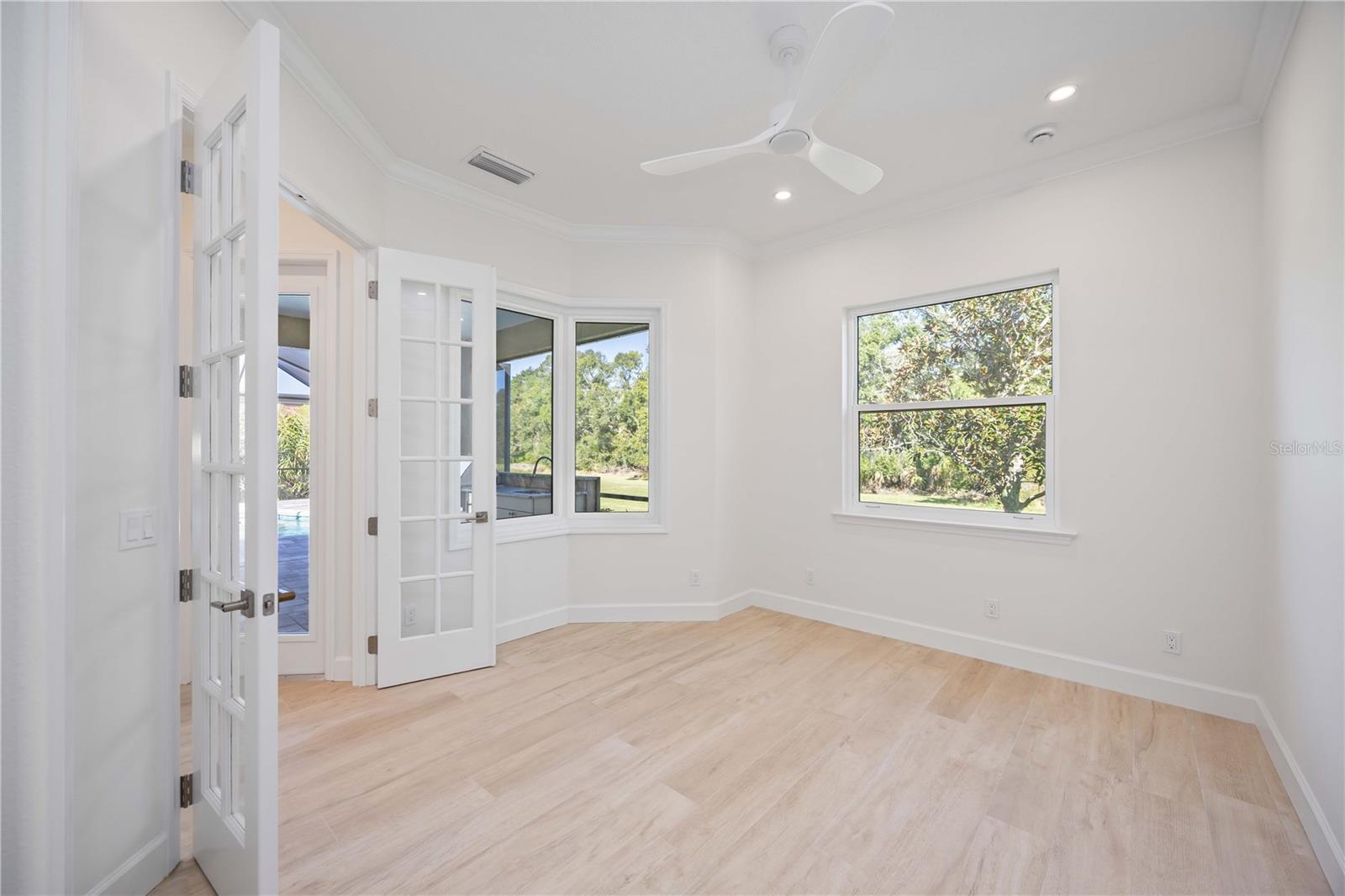 Image 24 of 37 For 7922 Royal Birkdale Circle