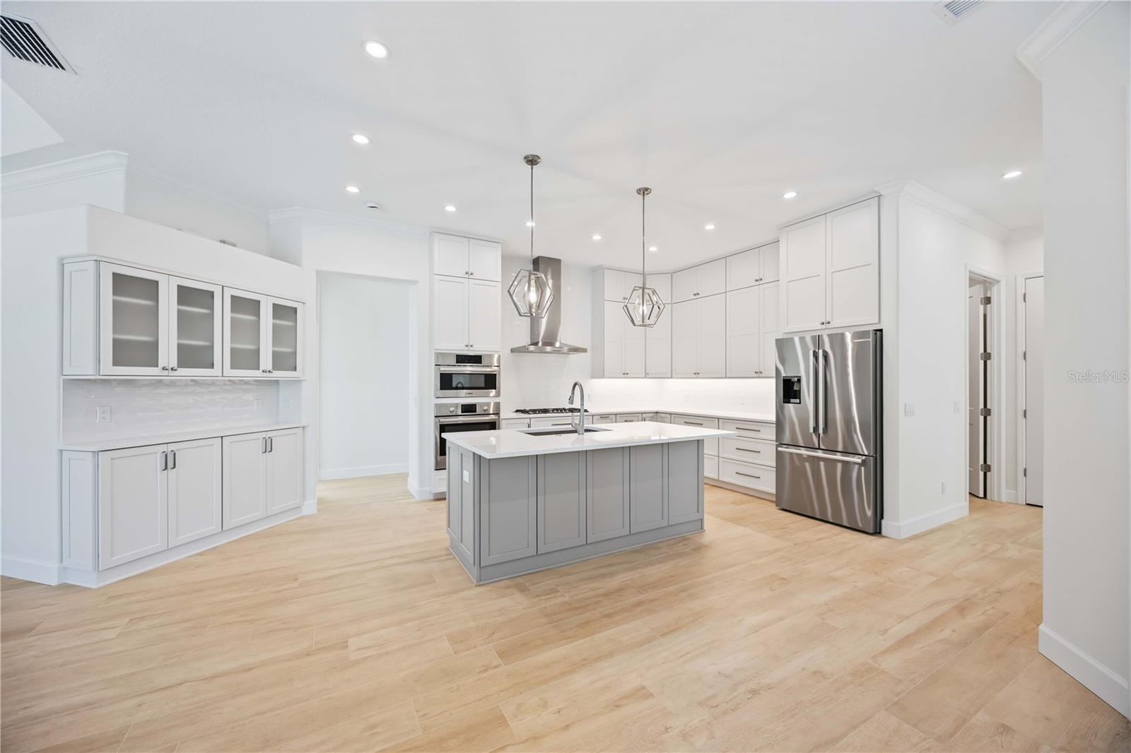 Image 4 of 37 For 7922 Royal Birkdale Circle