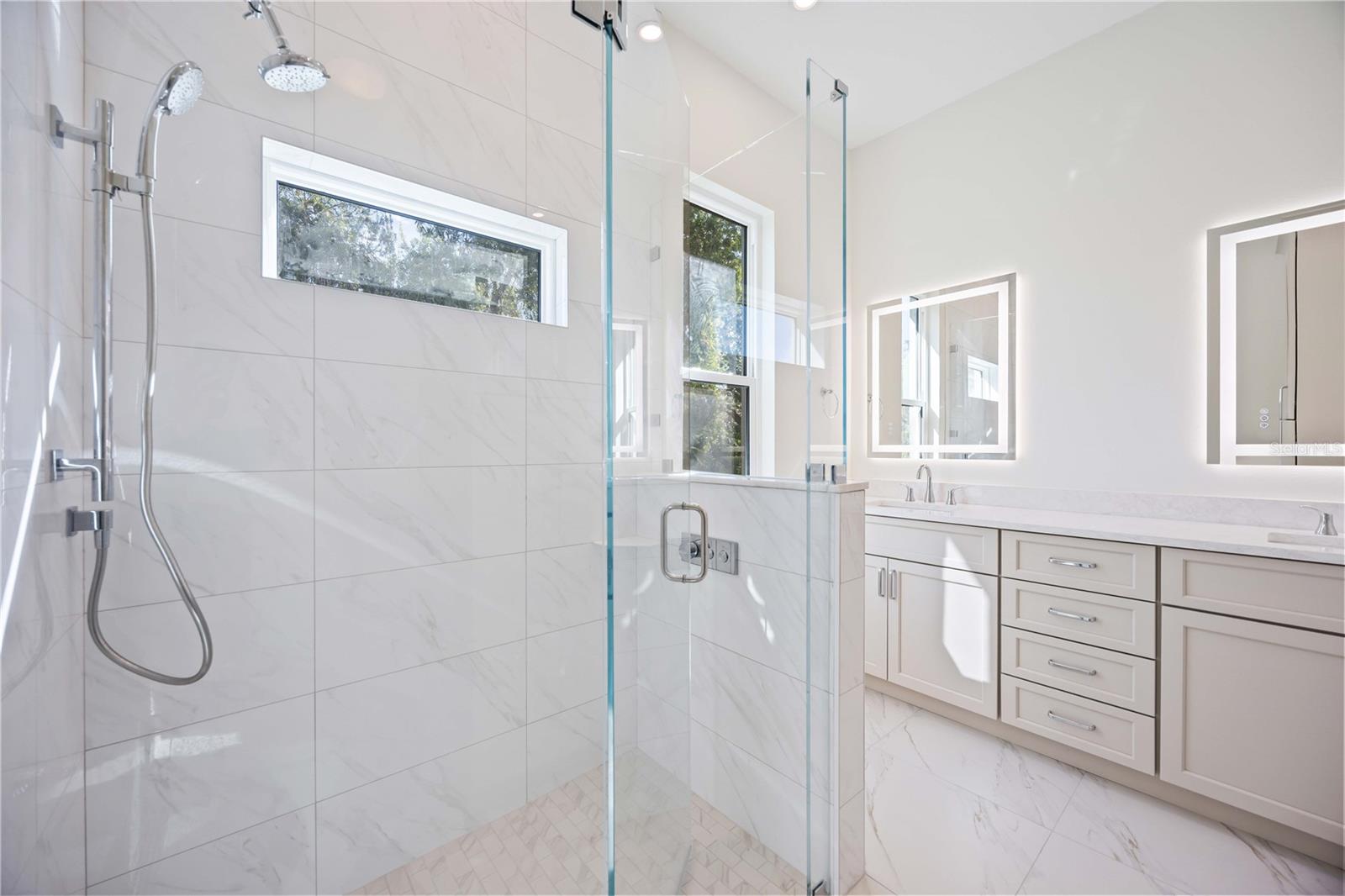 Image 9 of 37 For 7922 Royal Birkdale Circle