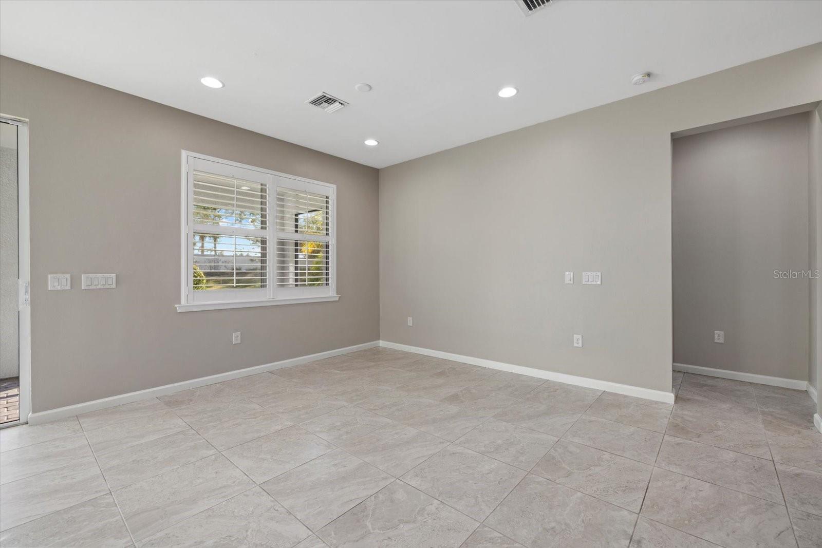 Image 23 of 70 For 11420 Golden Bay Place