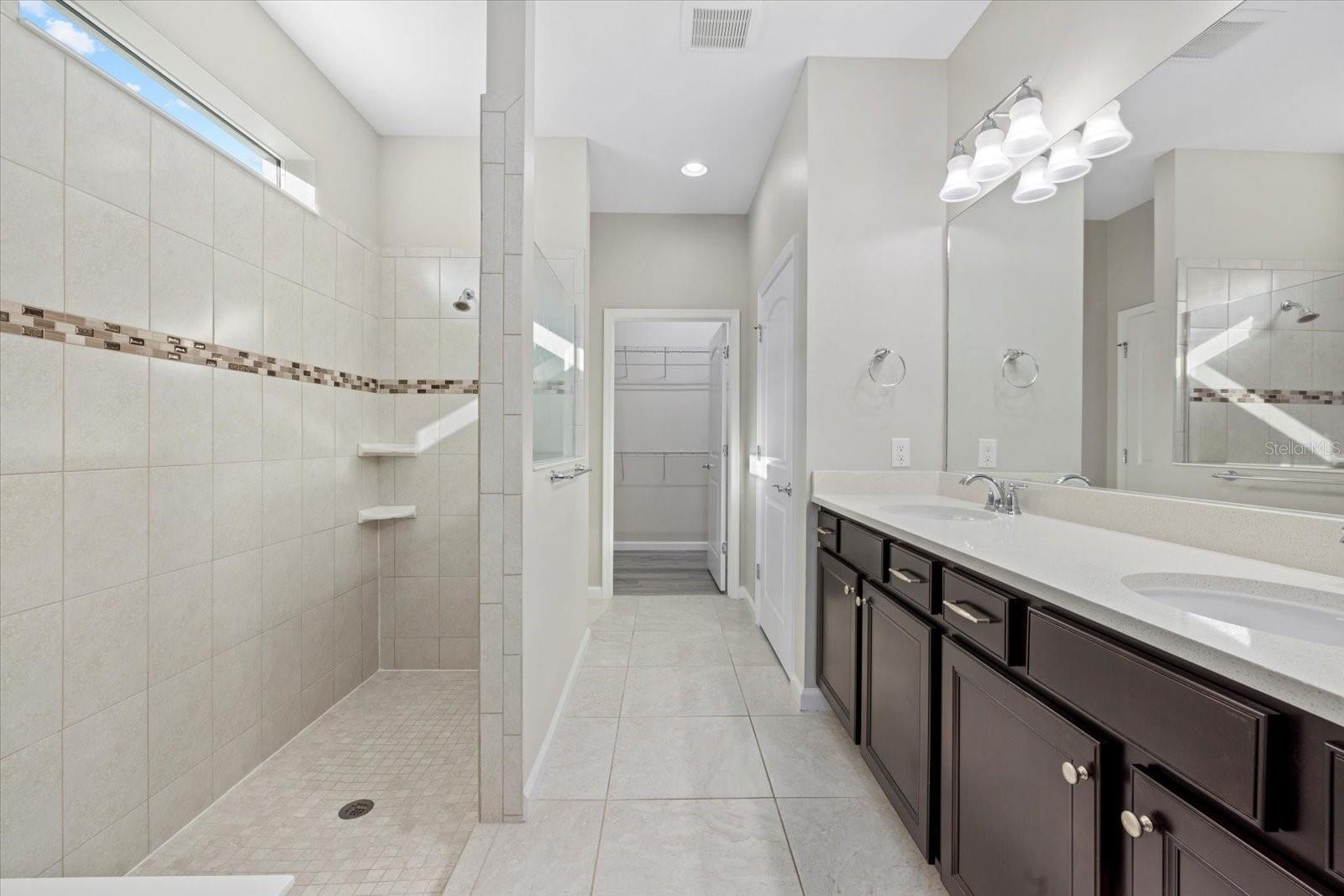 Image 28 of 70 For 11420 Golden Bay Place