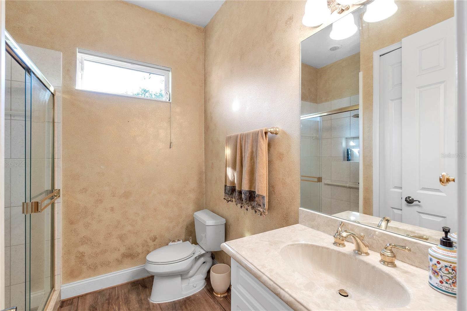 Image 41 of 47 For 8882 Bloomfield Boulevard