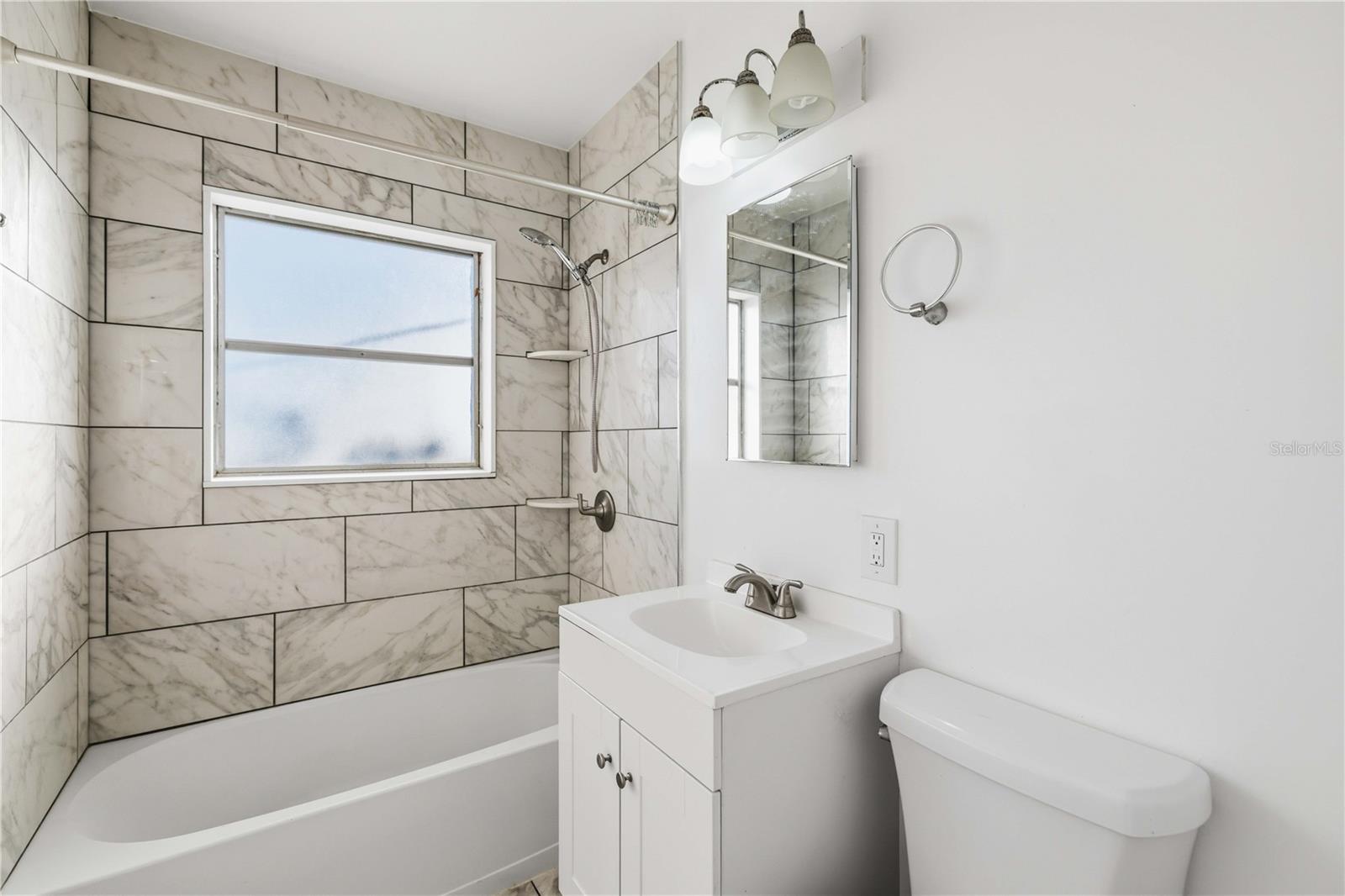 Image 16 of 29 For 117 San Rafael Avenue