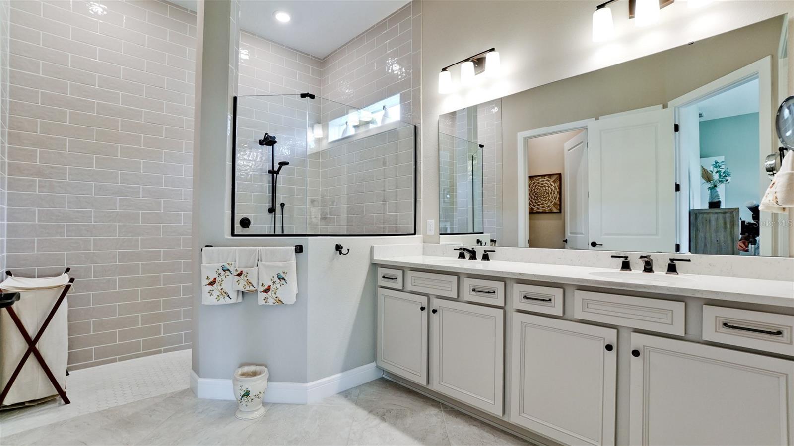 Image 25 of 65 For 8609 Sea Scape Cove