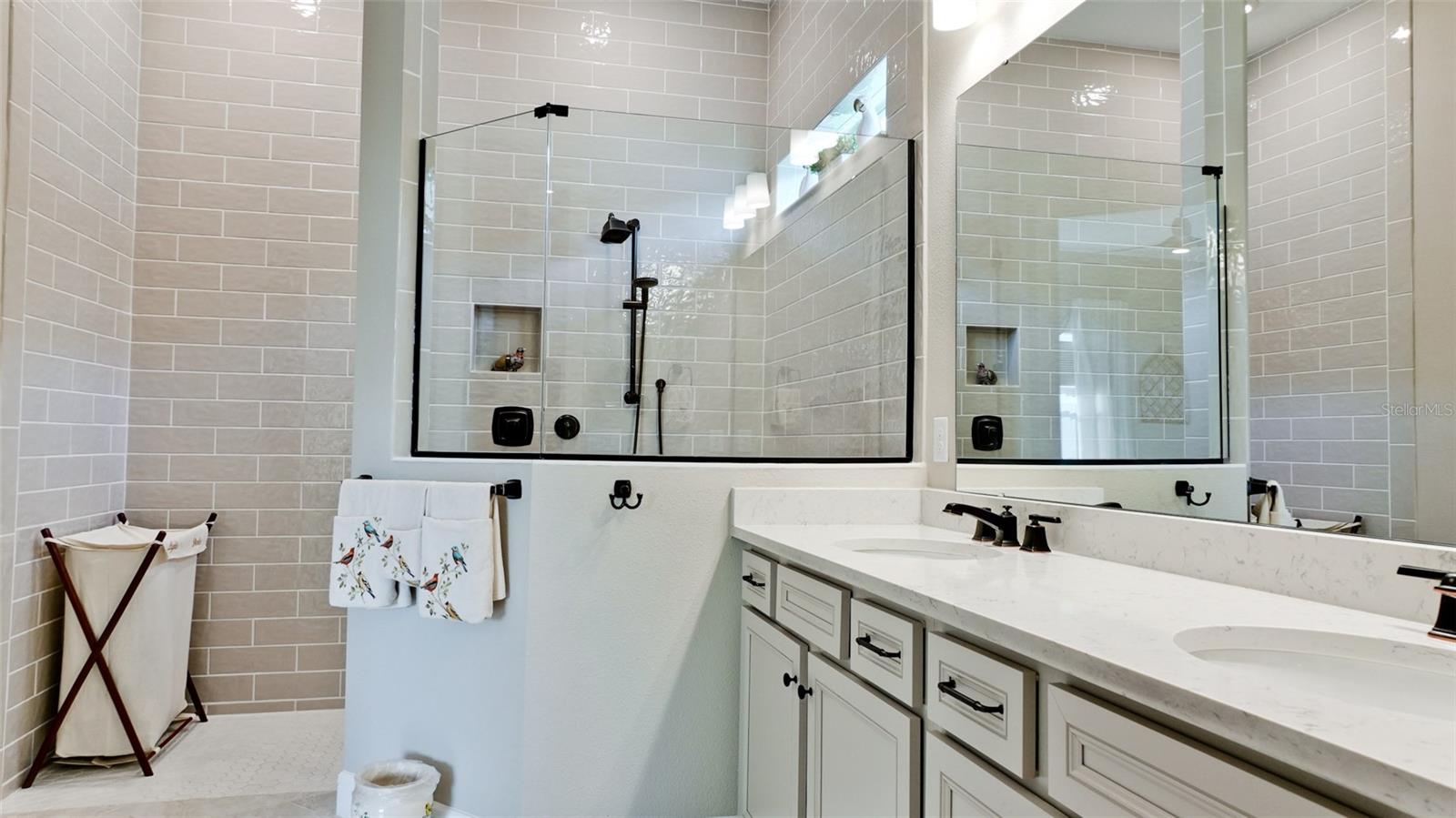 Image 26 of 65 For 8609 Sea Scape Cove