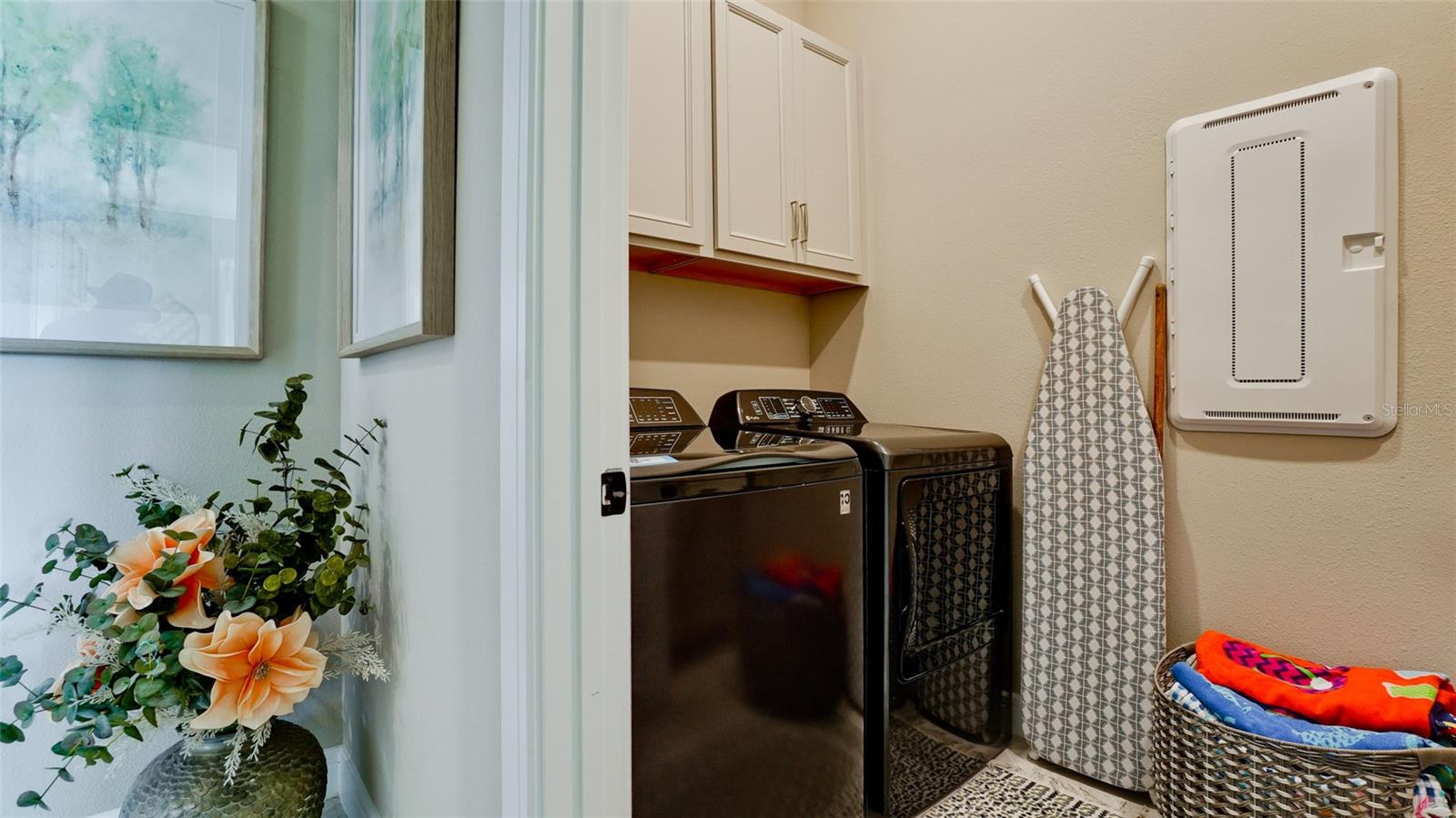 Image 28 of 65 For 8609 Sea Scape Cove