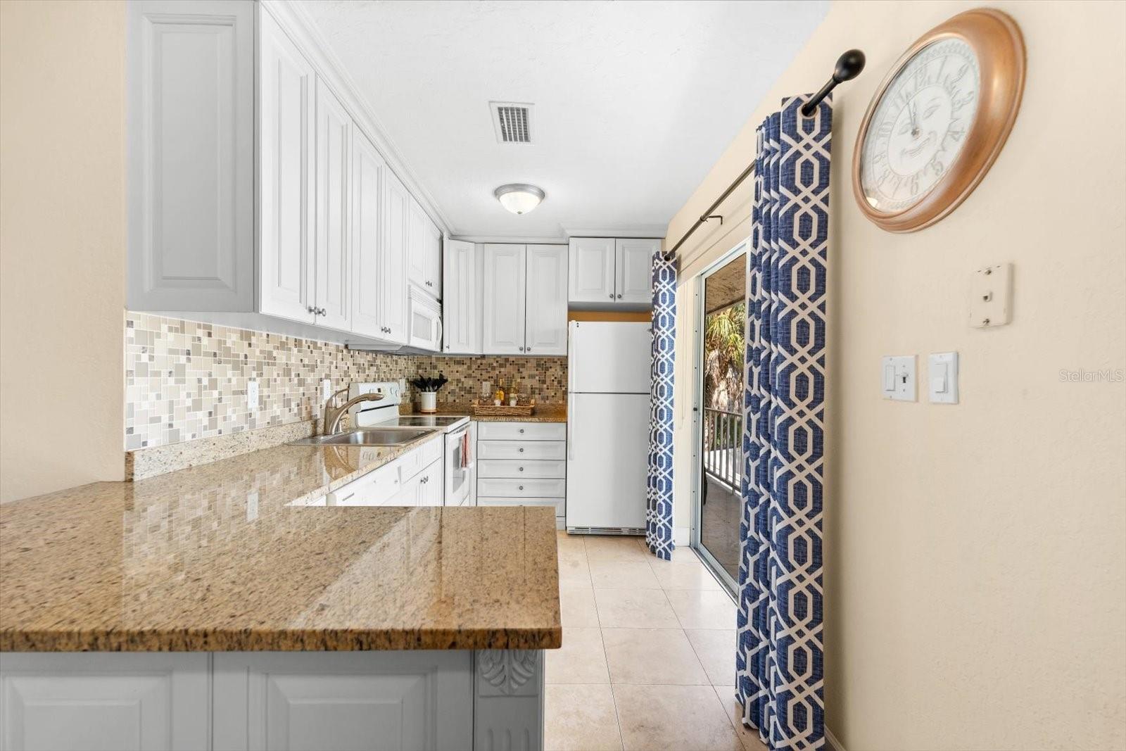 Image 26 of 99 For 6451 Elmwood Avenue H