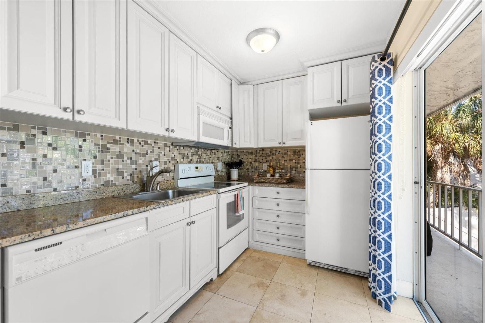 Image 27 of 99 For 6451 Elmwood Avenue H