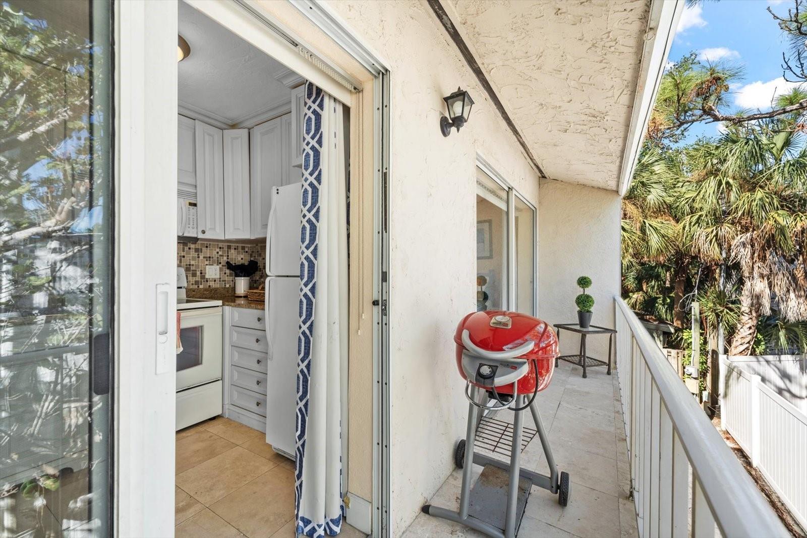 Image 49 of 99 For 6451 Elmwood Avenue H