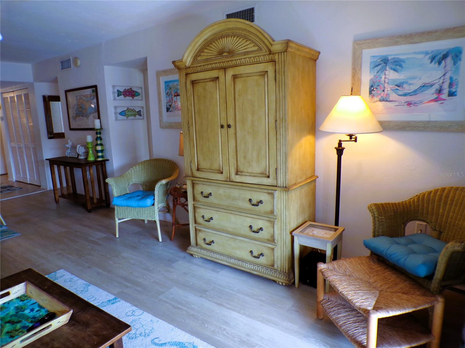 Image 11 of 42 For 1801 Gulf Drive N 238