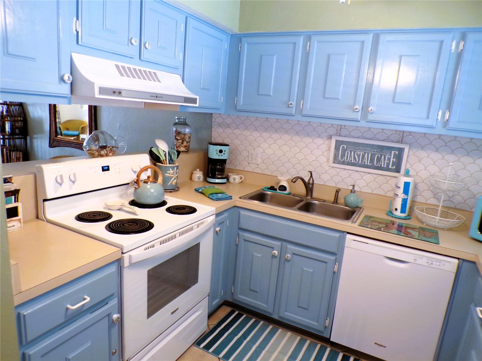 Image 17 of 42 For 1801 Gulf Drive N 238