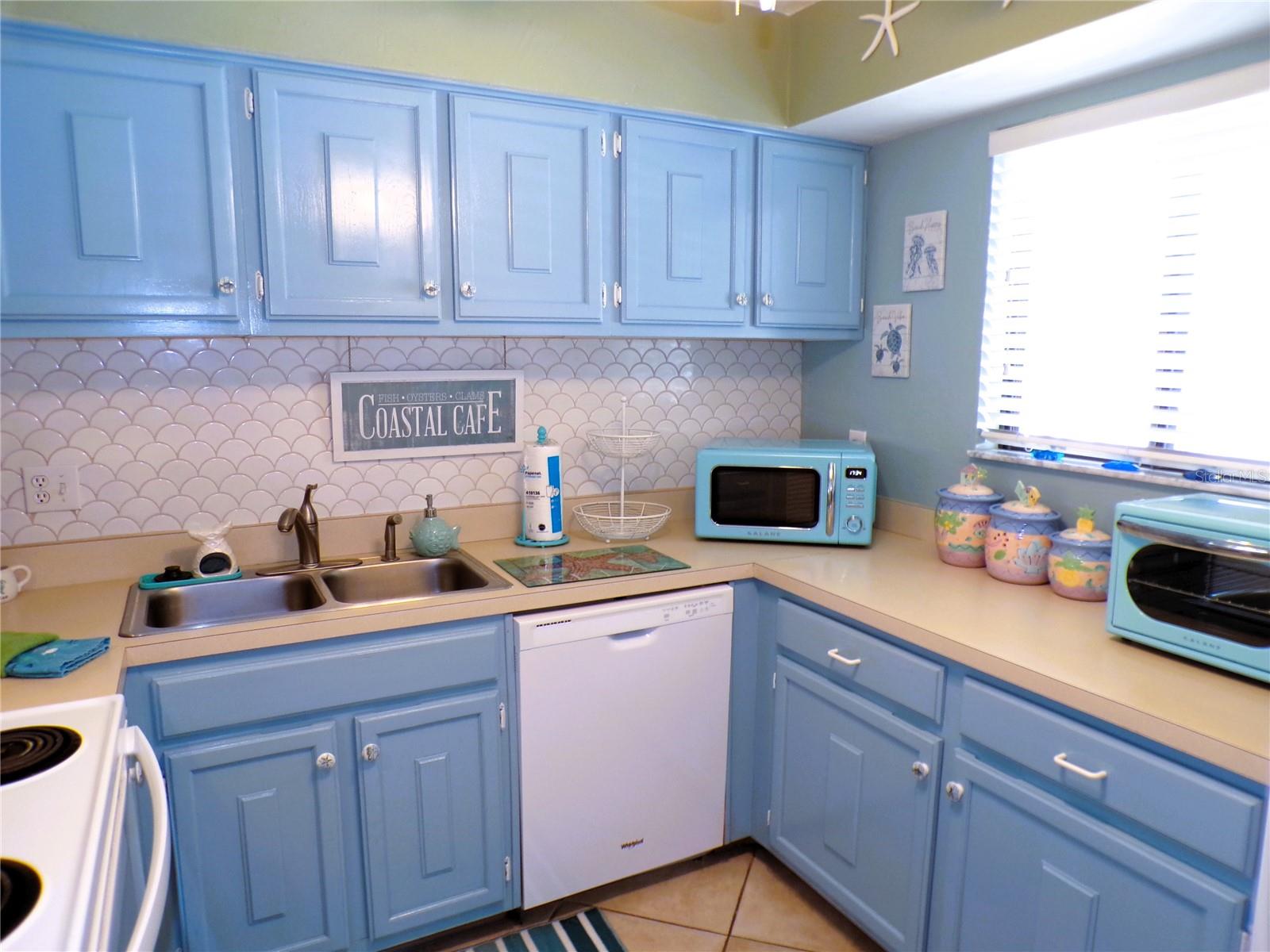 Image 18 of 42 For 1801 Gulf Drive N 238