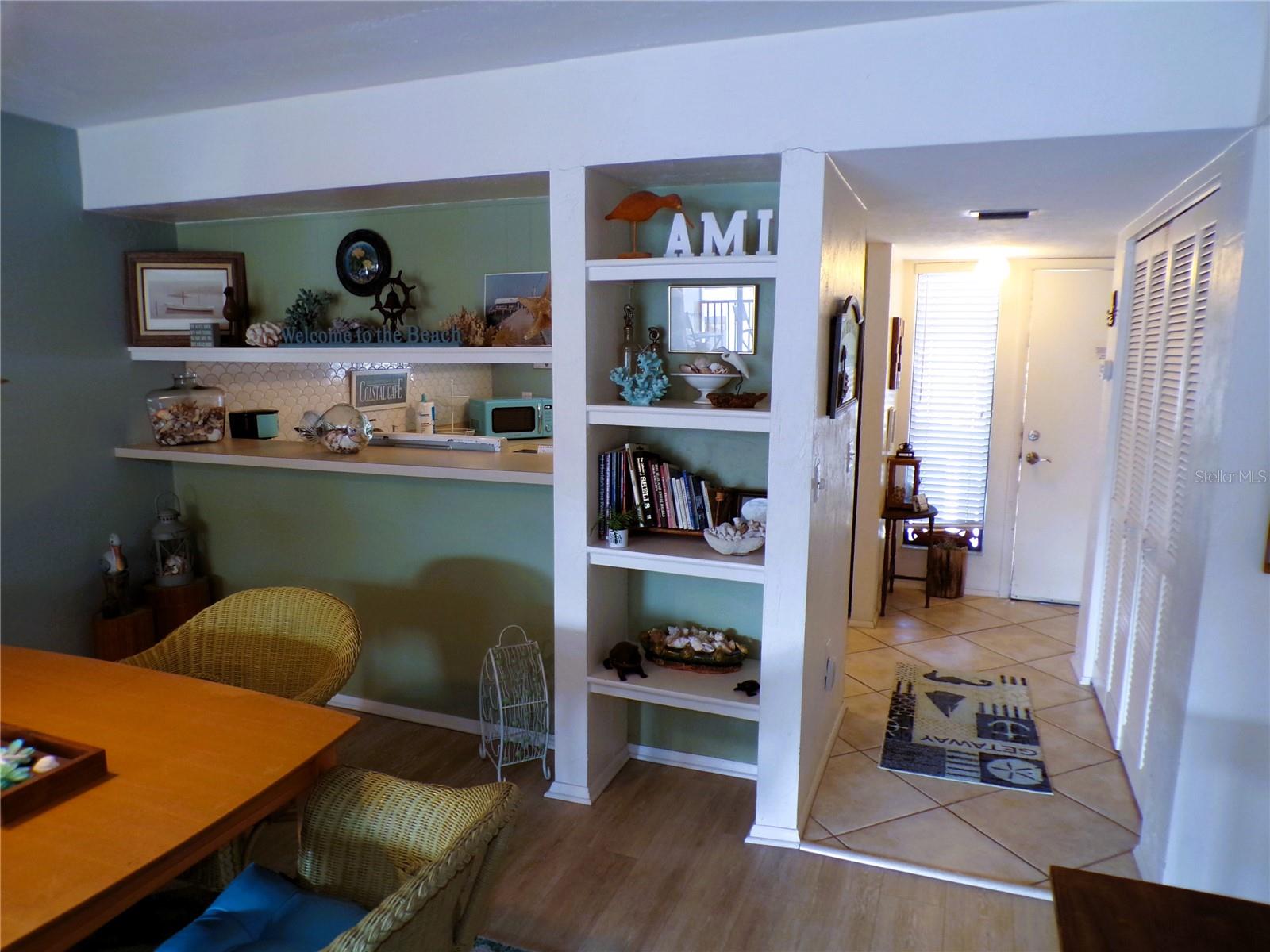 Image 7 of 42 For 1801 Gulf Drive N 238