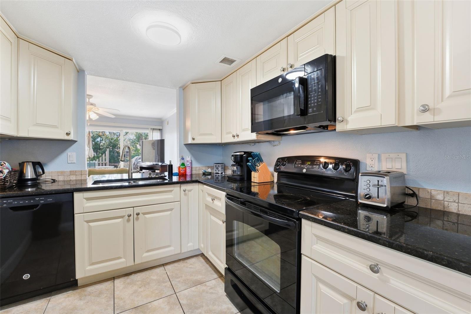 Image 11 of 31 For 3435 Clark Road 136