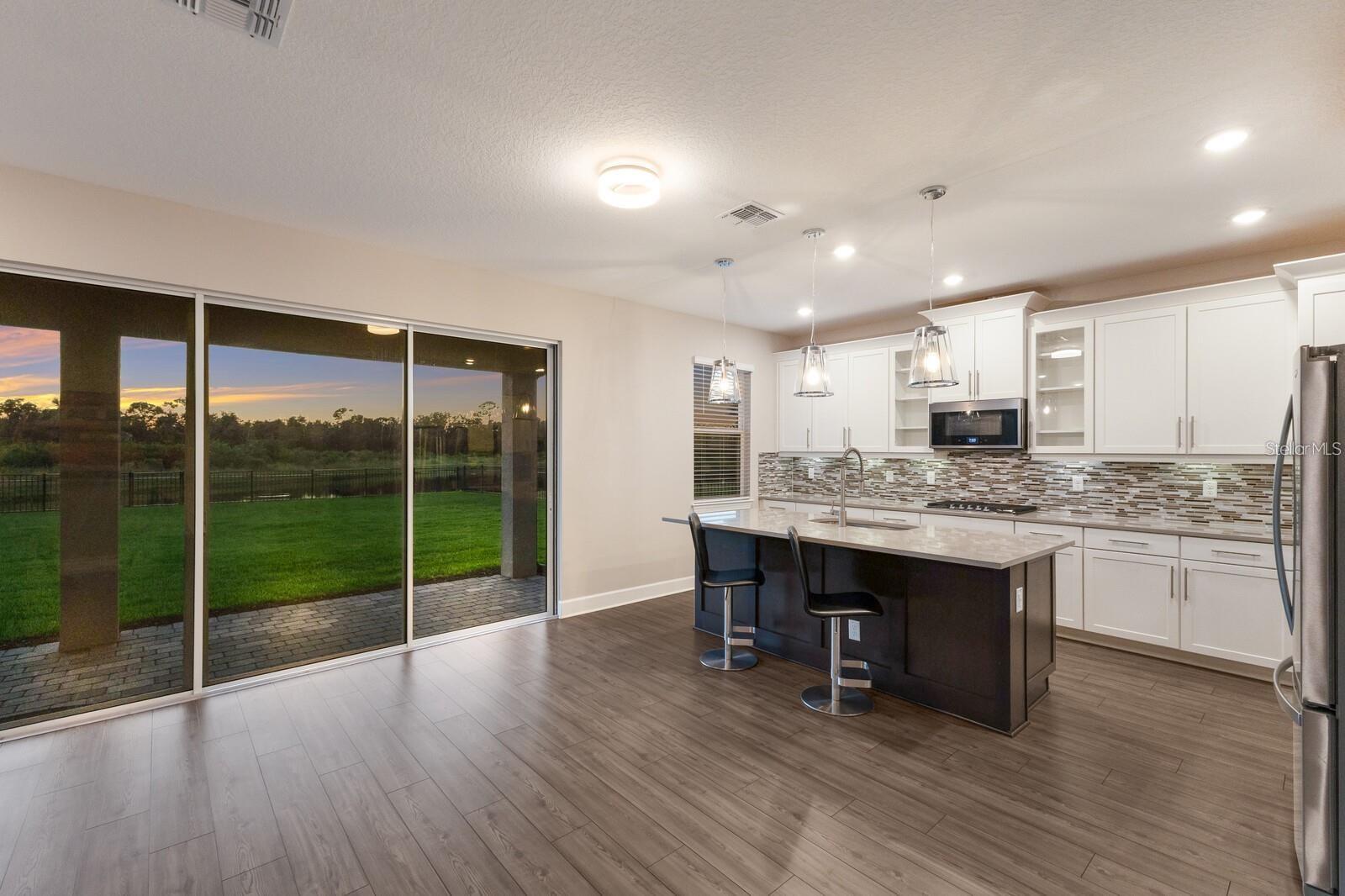 Image 10 of 89 For 13742 Green Hammock Place