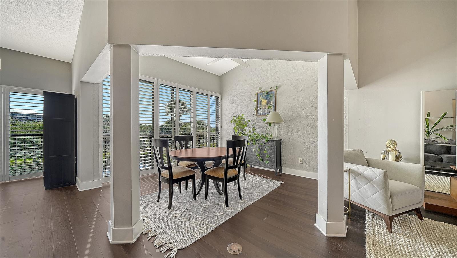 Image 10 of 53 For 5260 Heron Way 202