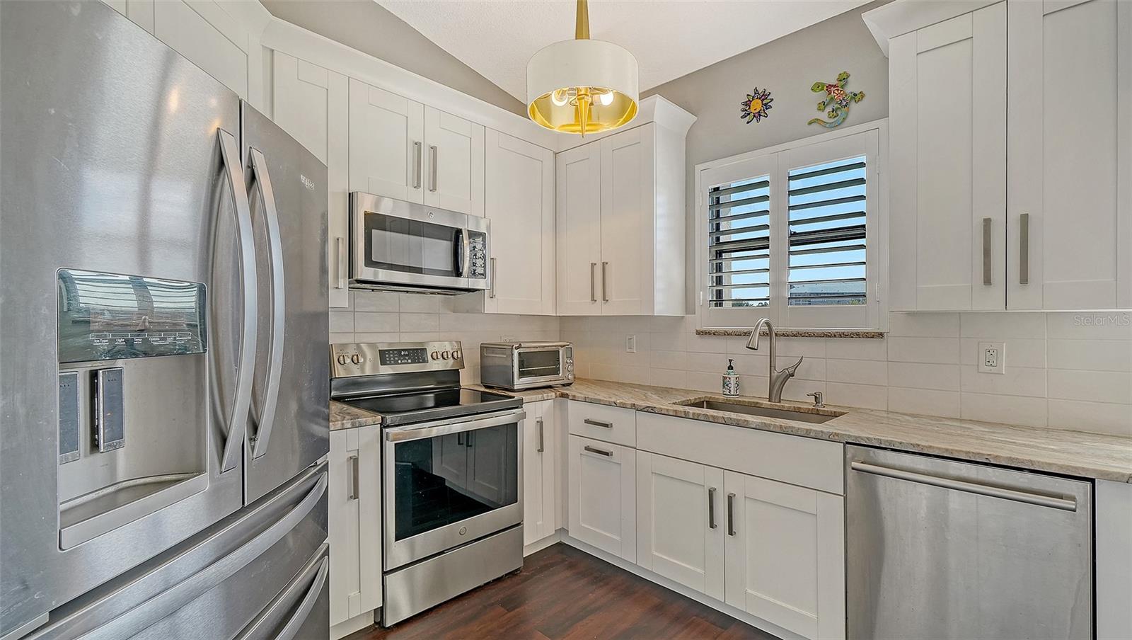 Image 17 of 53 For 5260 Heron Way 202