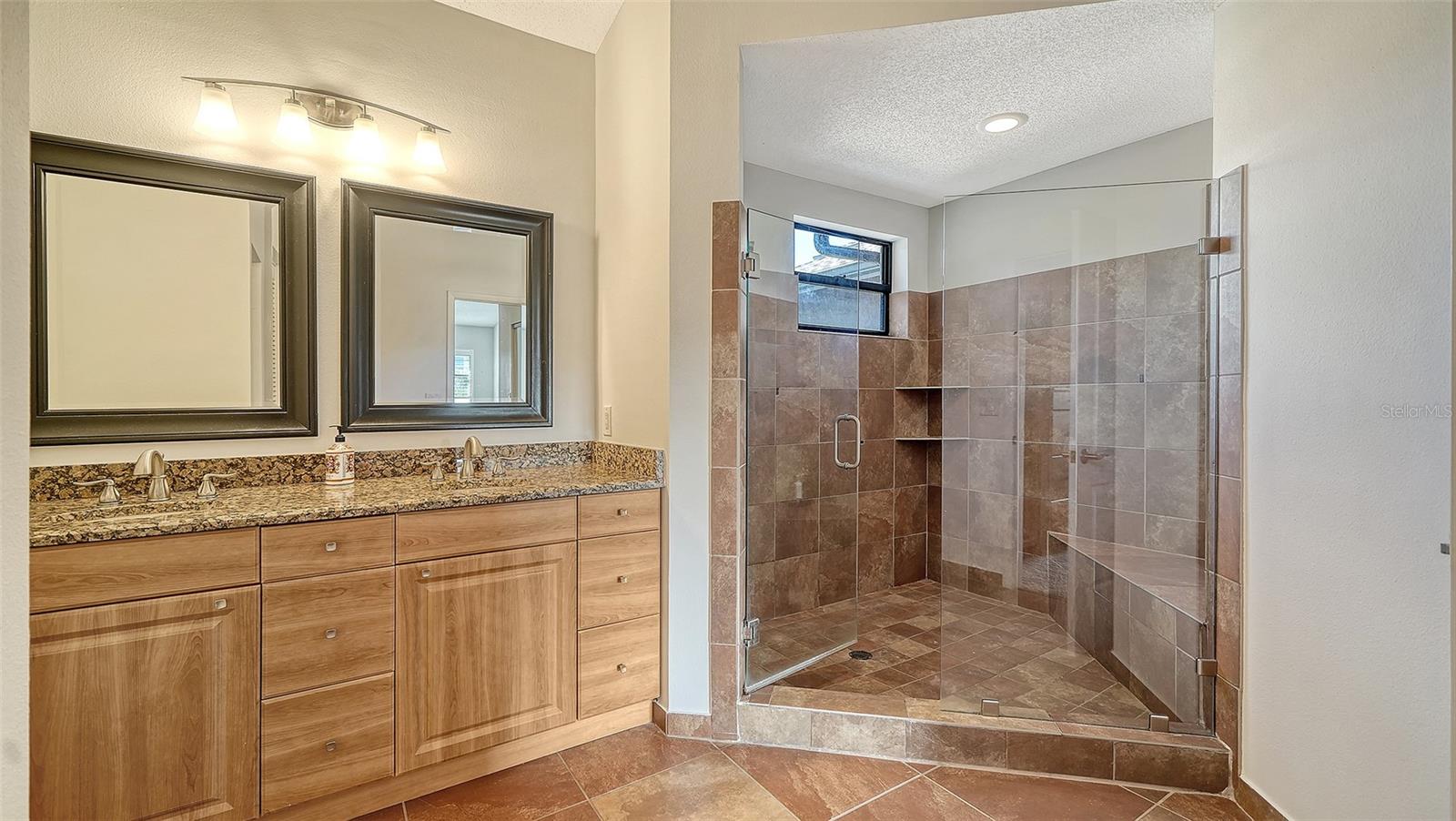 Image 24 of 53 For 5260 Heron Way 202