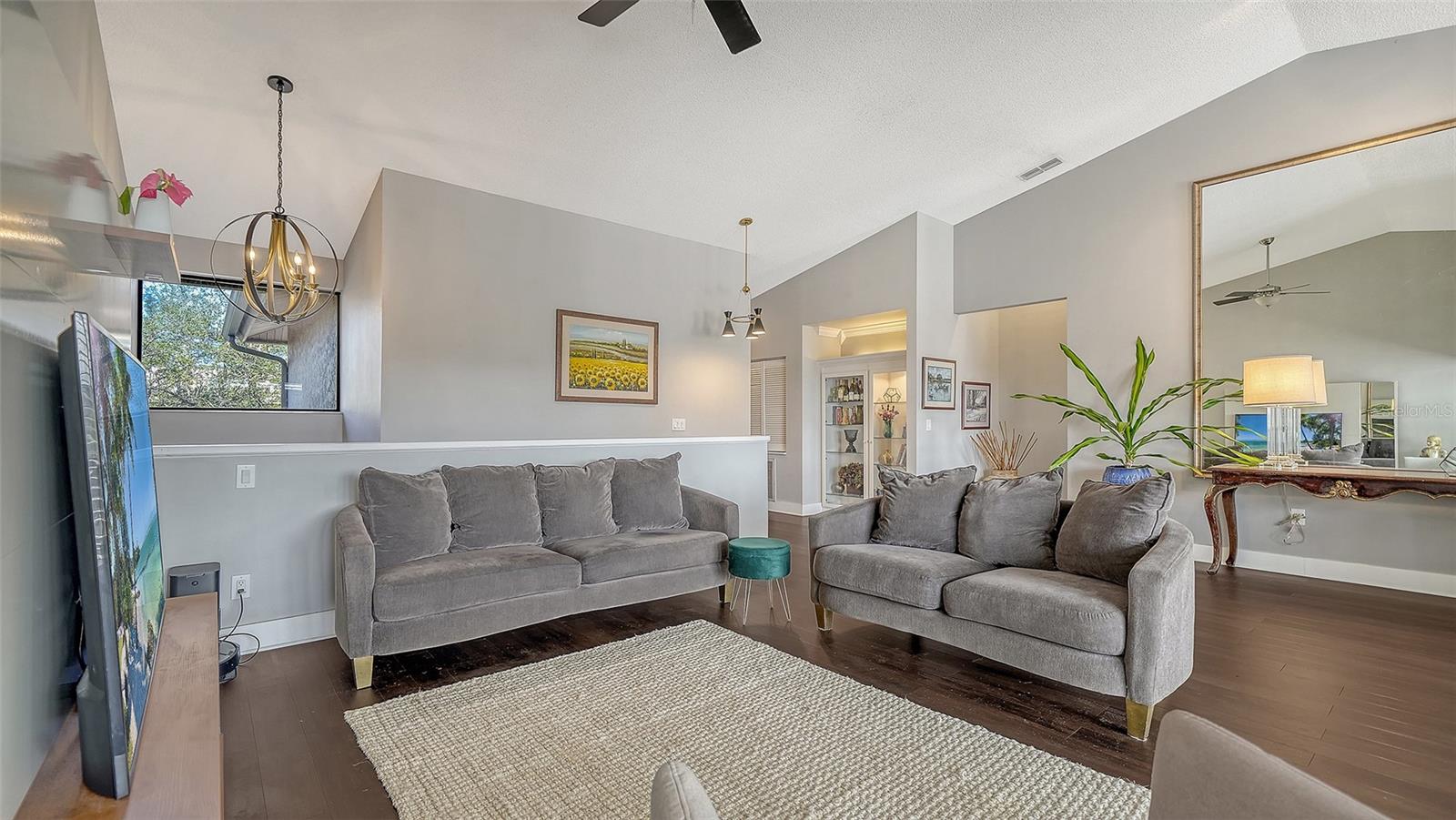 Image 9 of 53 For 5260 Heron Way 202